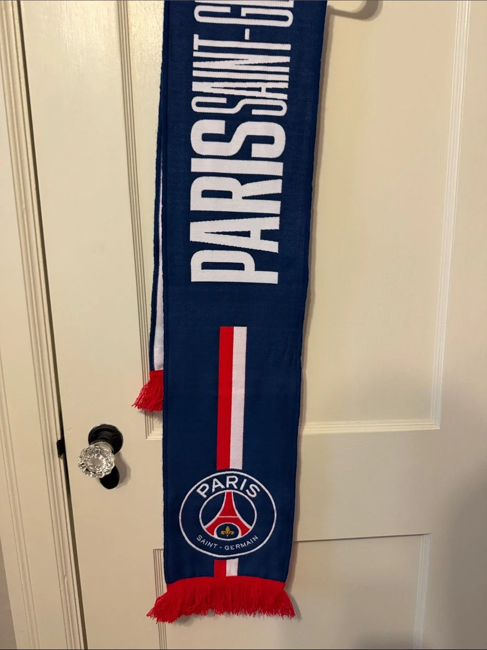 Paris Saint-Germain Navy Blue Supporter Scarf with Red Trim